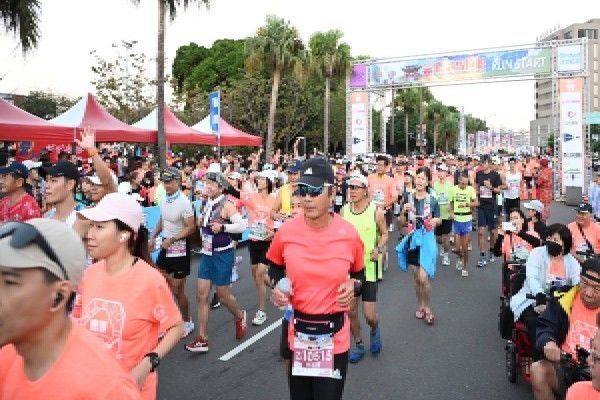 2026 鹿港馬拉松 台中 4日3晚自由行